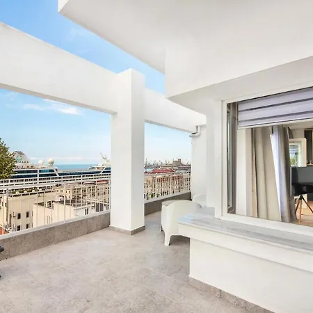 Lägenhet Oddity Seafront Penthouse
